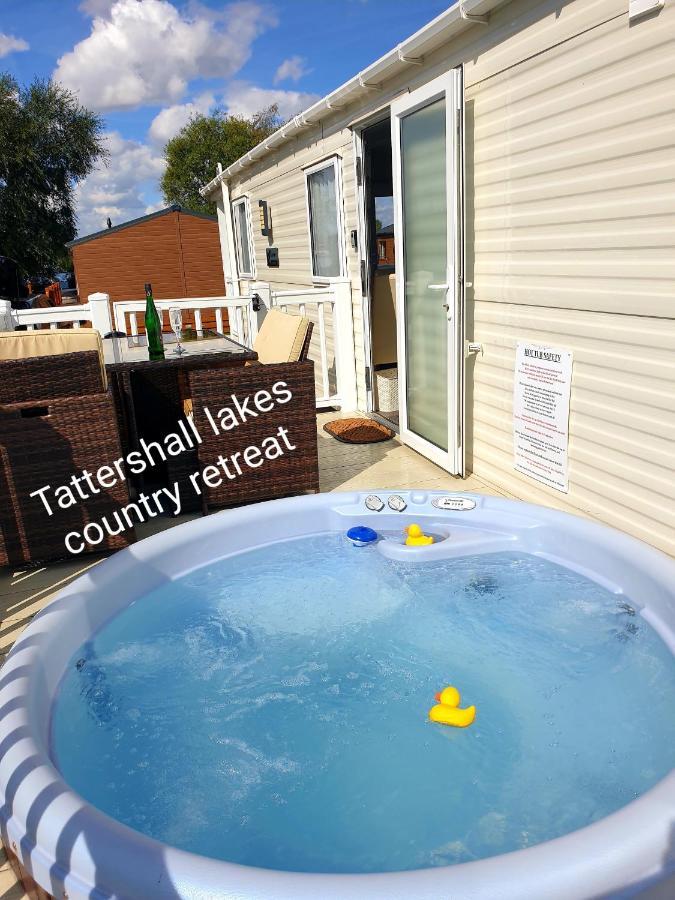 Вилла Tattersall Lakes Country Retreat Dogdyke Экстерьер фото