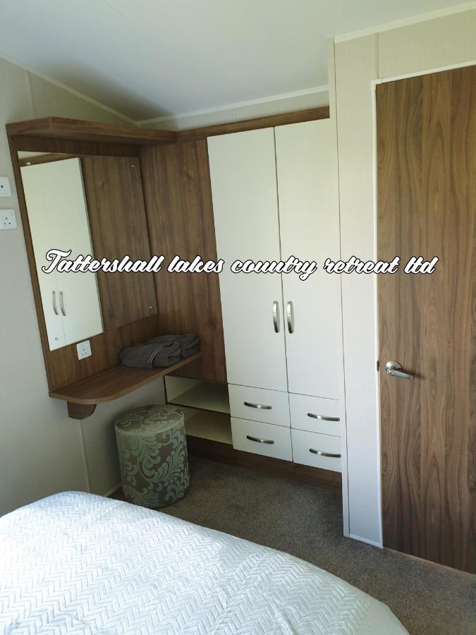 Вилла Tattersall Lakes Country Retreat Dogdyke Экстерьер фото